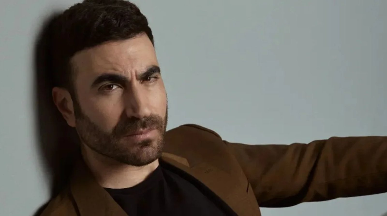 Brett Goldstein Height